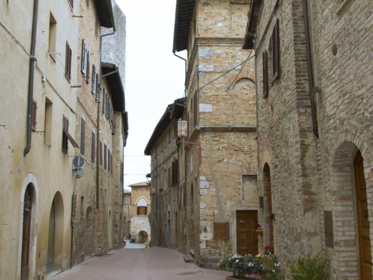 Il Prunello - Una Casa Tra Le Torri San Gimignano Bagian luar foto